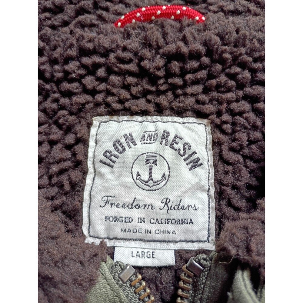 Iron & Resin Nautilus Jacket L Olive Green - Picture 8 of 11